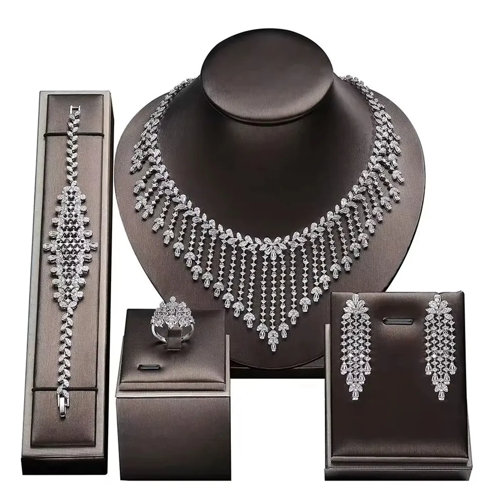 ست جواهرات کوبیک زیرکونیا